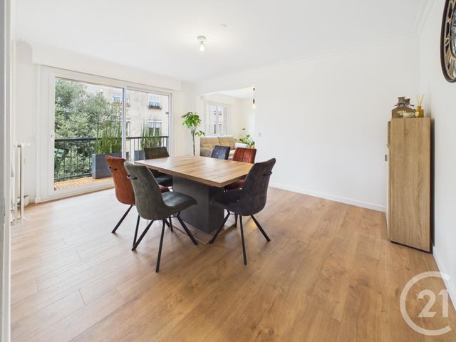 Appartement 4 pièces 78 m² · à Chartres · 77,5 m² · 235 000 €