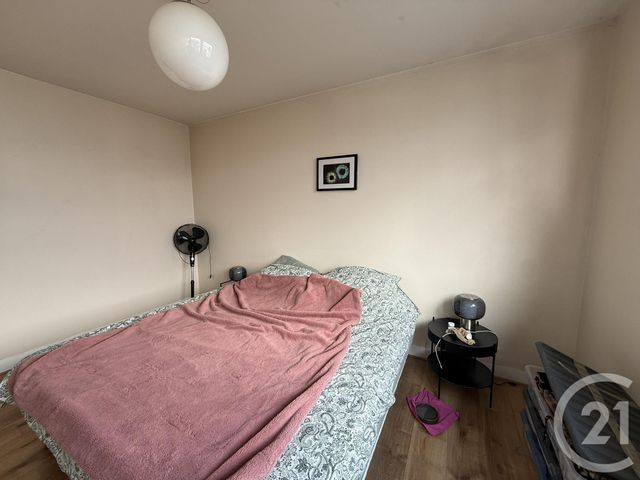 Appartement F3 &agrave; louer - 3 pi&egrave;ces - 70,28 m2 - Chartres - 28 - CENTRE