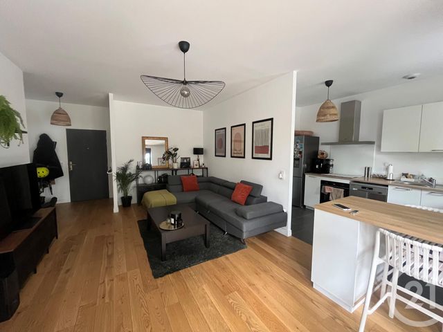 Appartement F2 &agrave; louer - 2 pi&egrave;ces - 57,28 m2 - Chartres - 28 - CENTRE