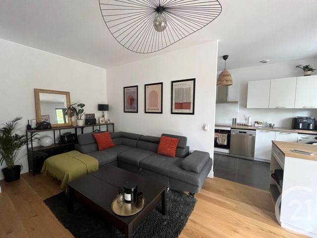 Appartement F2 &agrave; louer - 2 pi&egrave;ces - 57,28 m2 - Chartres - 28 - CENTRE