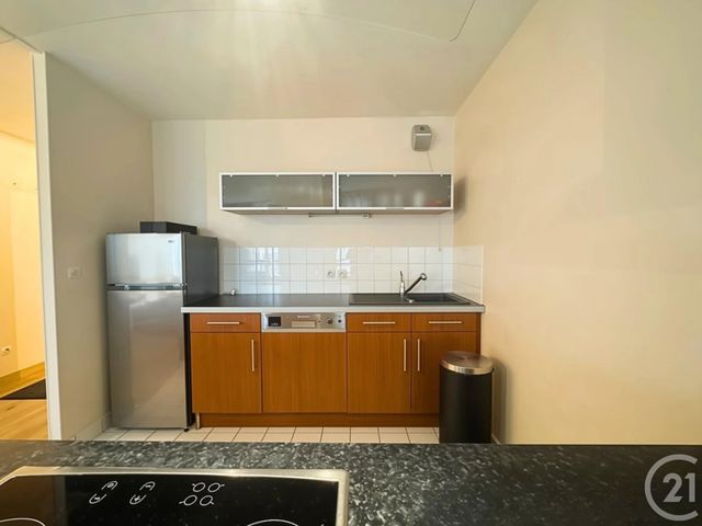 Appartement T3 &agrave; louer - 2 pi&egrave;ces - 61,86 m2 - Chartres - 28 - CENTRE