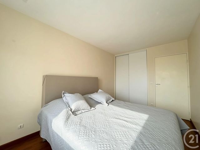 Appartement T3 &agrave; louer - 2 pi&egrave;ces - 61,86 m2 - Chartres - 28 - CENTRE