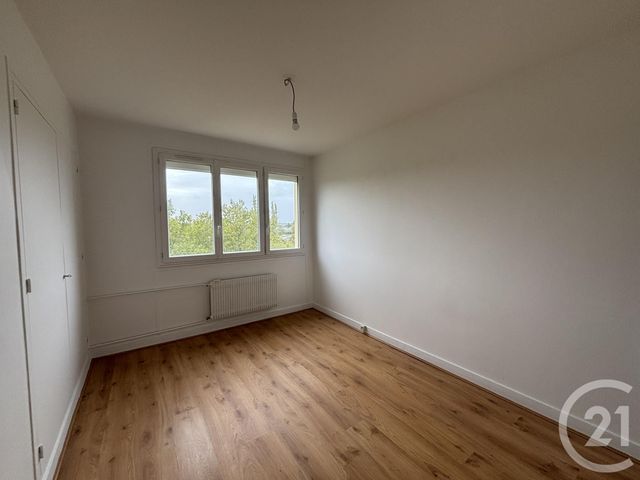 Appartement F5 &agrave; louer - 5 pi&egrave;ces - 101,06 m2 - Chartres - 28 - CENTRE