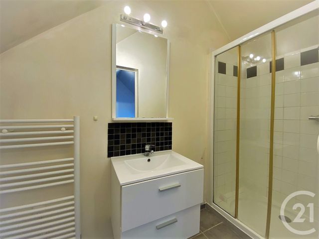 Appartement Duplex &agrave; louer - 2 pi&egrave;ces - 39,91 m2 - Chartres - 28 - CENTRE