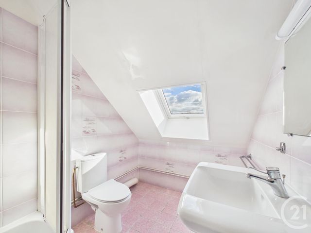 Maison &agrave; vendre - 6 pi&egrave;ces - 140 m2 - Nogent Le Phaye - 28 - CENTRE