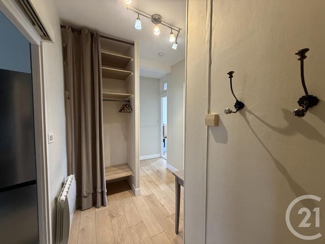 Appartement F3 &agrave; louer - 3 pi&egrave;ces - 60,51 m2 - Chartres - 28 - CENTRE