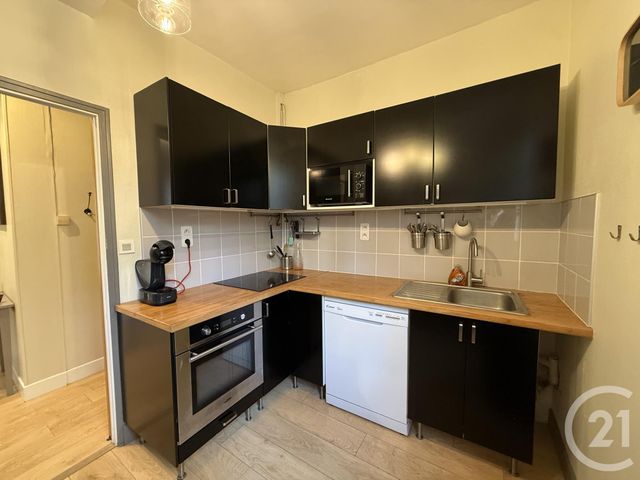 Appartement F3 &agrave; louer - 3 pi&egrave;ces - 60,51 m2 - Chartres - 28 - CENTRE