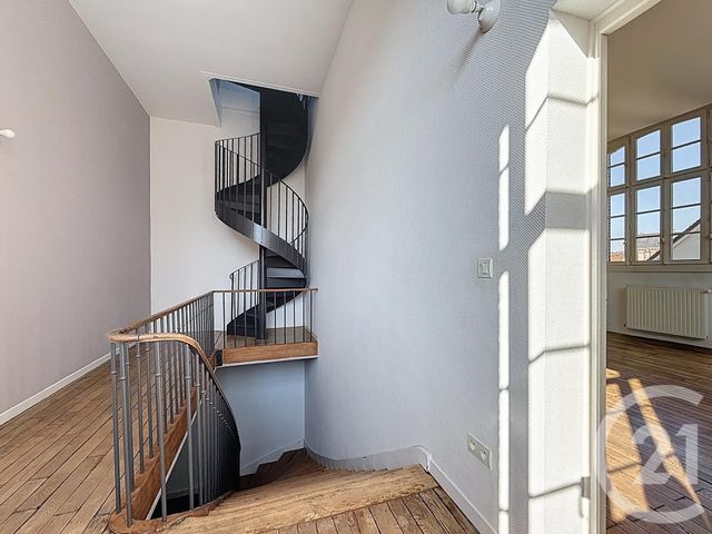 Appartement Triplex &agrave; vendre - 4 pi&egrave;ces - 103,89 m2 - Chartres - 28 - CENTRE