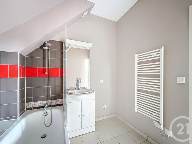 Appartement Triplex &agrave; vendre - 4 pi&egrave;ces - 103,89 m2 - Chartres - 28 - CENTRE