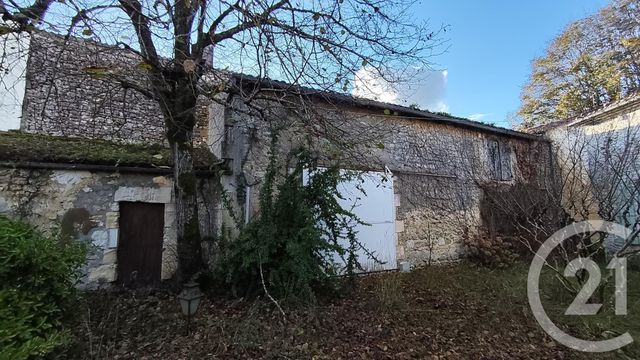 Maison &agrave; vendre - 7 pi&egrave;ces - 205,60 m2 - Retaud - 17 - POITOU-CHARENTES