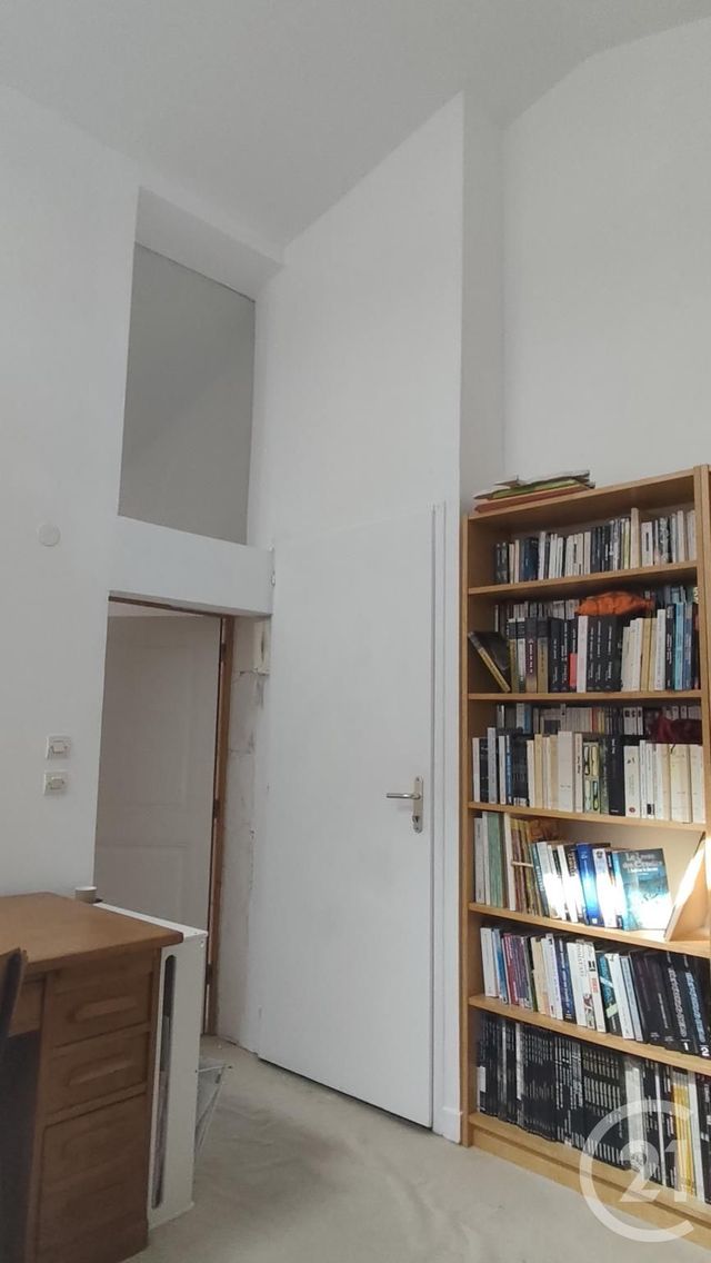 Appartement F5 &agrave; vendre - 6 pi&egrave;ces - 157 m2 - Saintes - 17 - POITOU-CHARENTES