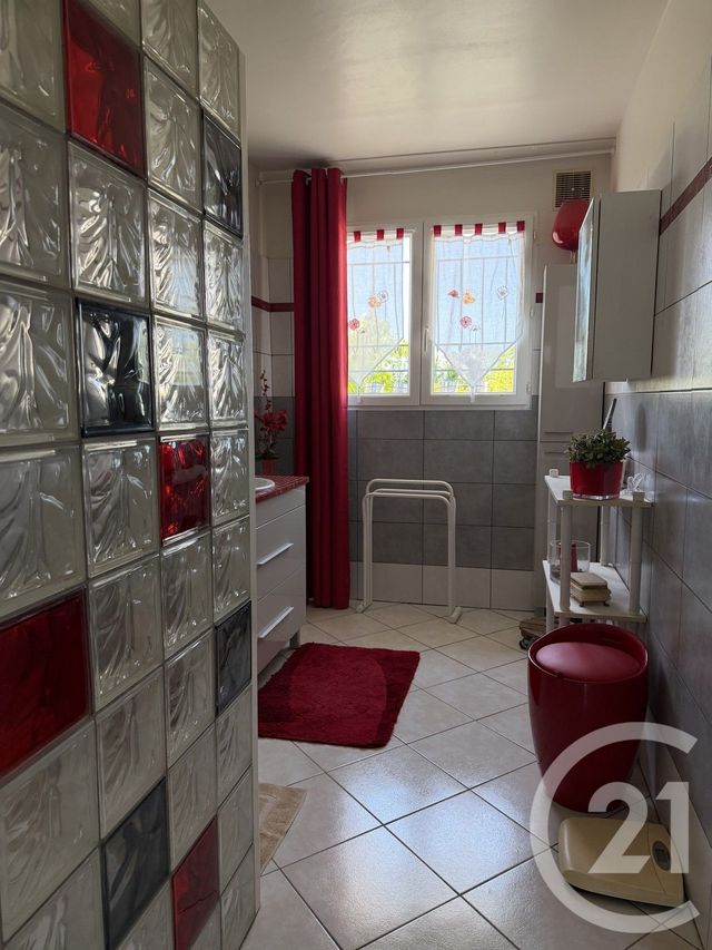 Maison &agrave; vendre - 5 pi&egrave;ces - 81,50 m2 - Saintes - 17 - POITOU-CHARENTES