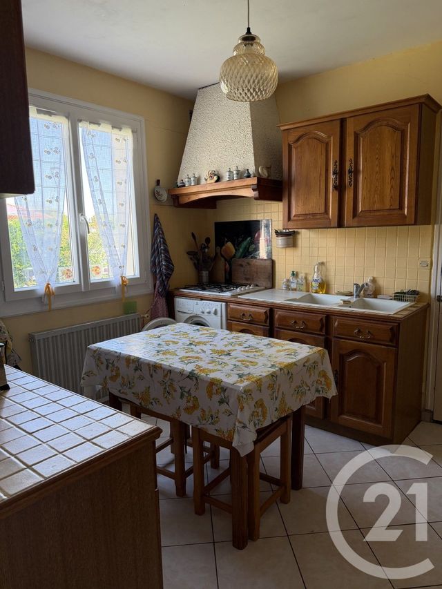 Maison &agrave; vendre - 5 pi&egrave;ces - 81,50 m2 - Saintes - 17 - POITOU-CHARENTES