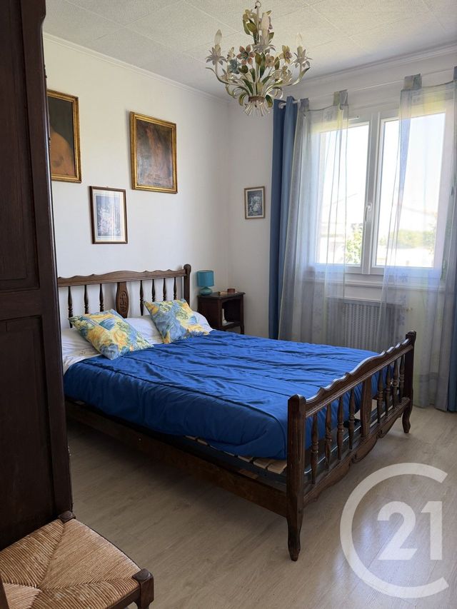 Maison &agrave; vendre - 5 pi&egrave;ces - 81,50 m2 - Saintes - 17 - POITOU-CHARENTES