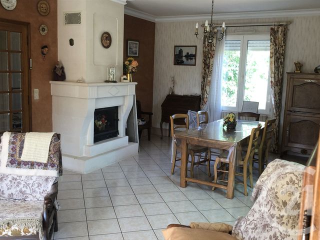 Maison à vendre - 5 pièces - 117,52 m2 - Saintes - 17 - POITOU-CHARENTES