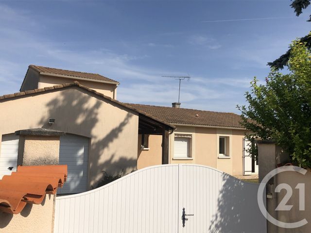 Maison à vendre - 5 pièces - 117,52 m2 - Saintes - 17 - POITOU-CHARENTES