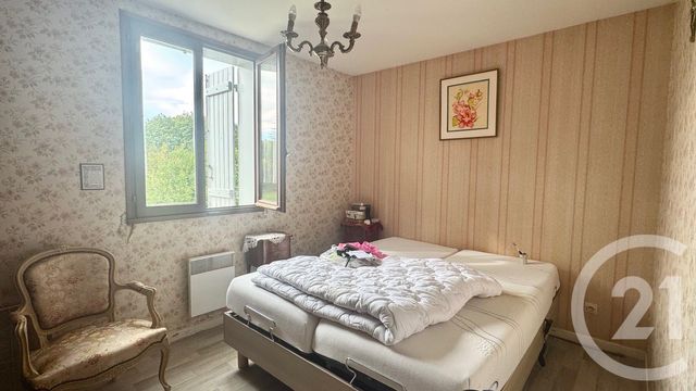 Maison &agrave; vendre - 5 pi&egrave;ces - 90,15 m2 - Fontcouverte - 17 - POITOU-CHARENTES