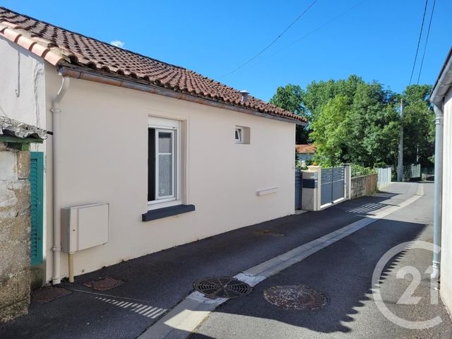 Maison &agrave; vendre - 4 pi&egrave;ces - 56 m2 - Saintes - 17 - POITOU-CHARENTES