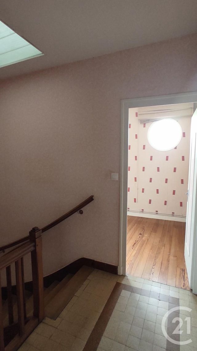 Maison &agrave; vendre - 8 pi&egrave;ces - 126 m2 - Saintes - 17 - POITOU-CHARENTES