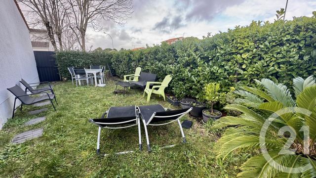 Maison &agrave; vendre - 4 pi&egrave;ces - 79 m2 - Saintes - 17 - POITOU-CHARENTES