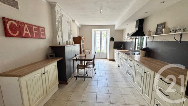 Maison &agrave; vendre - 6 pi&egrave;ces - 171 m2 - Chaniers - 17 - POITOU-CHARENTES