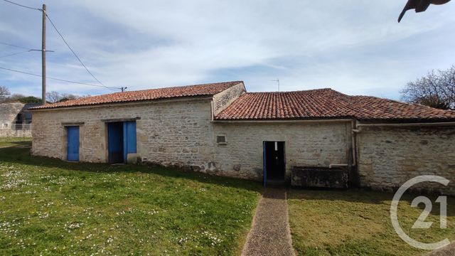 Maison &agrave; vendre - 5 pi&egrave;ces - 101 m2 - Le Douhet - 17 - POITOU-CHARENTES