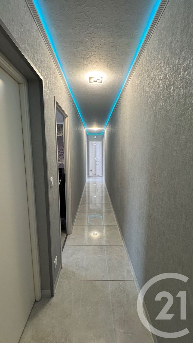 Maison &agrave; vendre - 5 pi&egrave;ces - 116,94 m2 - Saintes - 17 - POITOU-CHARENTES