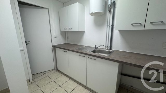 Divers &agrave; vendre - 250,60 m2 - Saintes - 17 - POITOU-CHARENTES