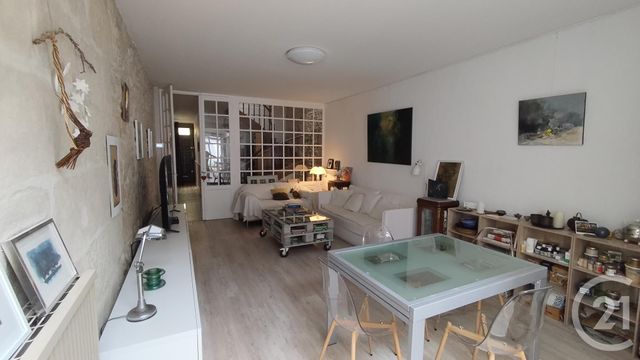 Maison à vendre - 6 pièces - 147,05 m2 - Saintes - 17 - POITOU-CHARENTES