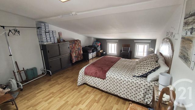 Maison à vendre - 6 pièces - 147,05 m2 - Saintes - 17 - POITOU-CHARENTES