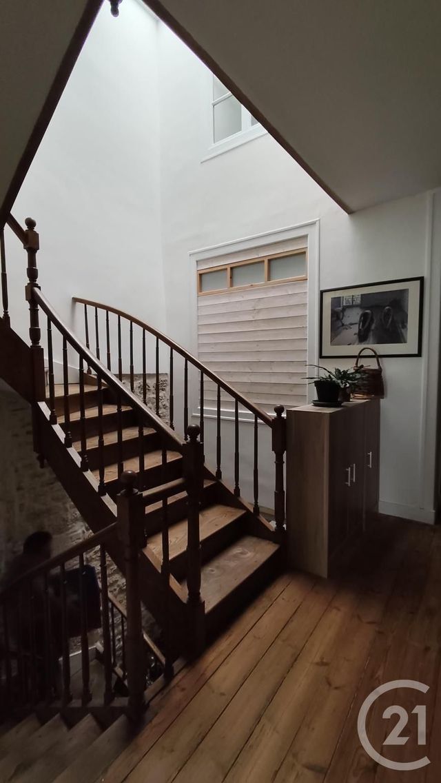 Maison à vendre - 6 pièces - 147,05 m2 - Saintes - 17 - POITOU-CHARENTES