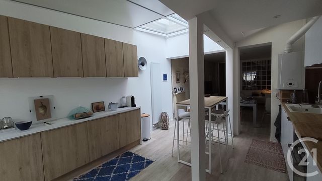 Maison à vendre - 6 pièces - 147,05 m2 - Saintes - 17 - POITOU-CHARENTES