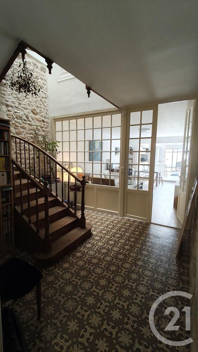 Maison à vendre - 6 pièces - 147,05 m2 - Saintes - 17 - POITOU-CHARENTES