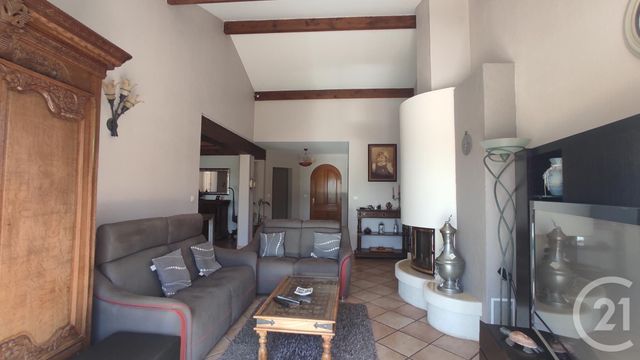 Maison à vendre - 5 pièces - 179 m2 - Saintes - 17 - POITOU-CHARENTES