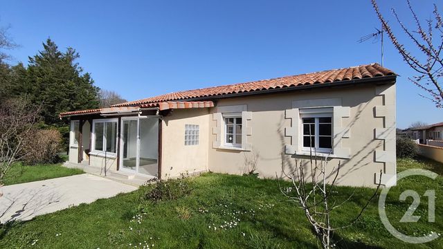 Maison &agrave; vendre - 4 pi&egrave;ces - 91,76 m2 - Bussac Sur Charente - 17 - POITOU-CHARENTES