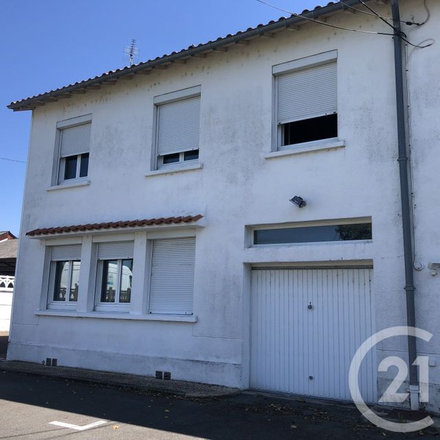 Maison &agrave; vendre - 5 pi&egrave;ces - 83 m2 - Saintes - 17 - POITOU-CHARENTES