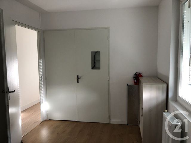 Maison &agrave; vendre - 5 pi&egrave;ces - 83 m2 - Saintes - 17 - POITOU-CHARENTES