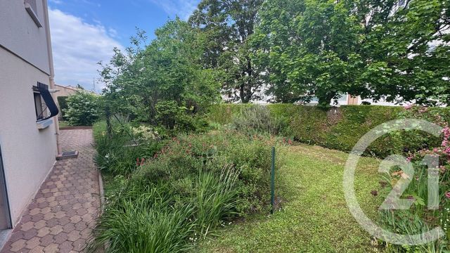 Maison &agrave; vendre - 4 pi&egrave;ces - 89,57 m2 - Saintes - 17 - POITOU-CHARENTES