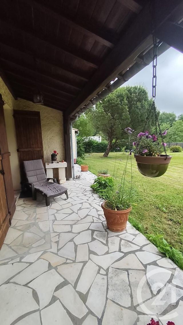 Maison &agrave; vendre - 7 pi&egrave;ces - 153,54 m2 - Saintes - 17 - POITOU-CHARENTES