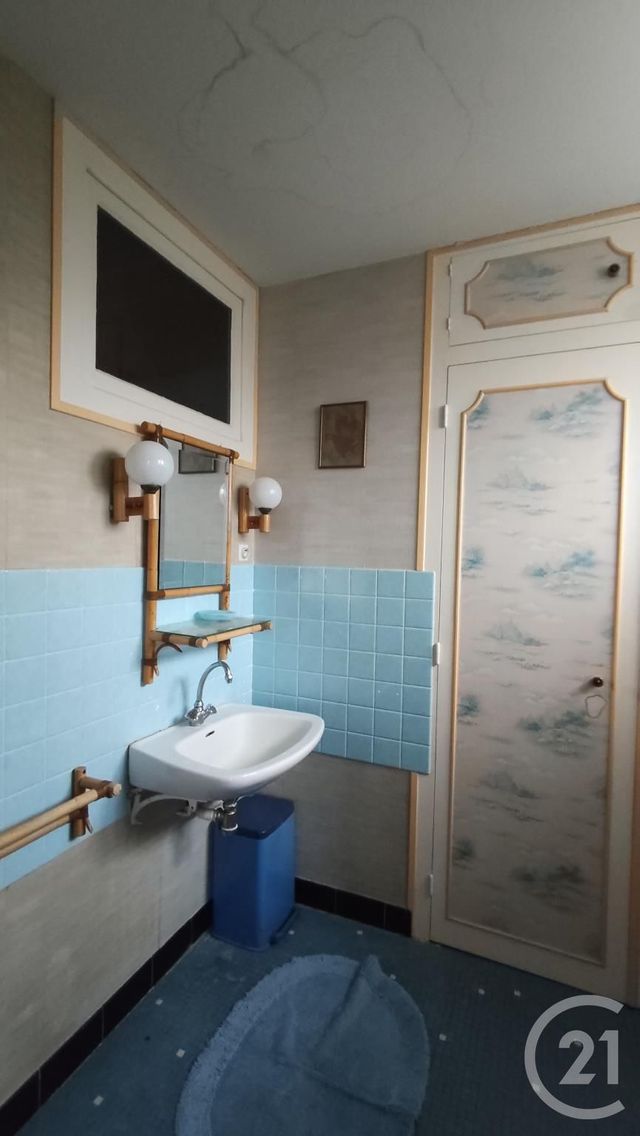 Maison &agrave; vendre - 7 pi&egrave;ces - 170,97 m2 - Saintes - 17 - POITOU-CHARENTES