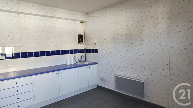 Appartement à vendre - 5 pièces - 86,90 m2 - Saintes - 17 - POITOU-CHARENTES