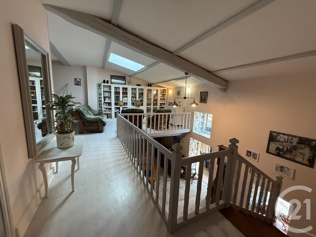 Maison à vendre - 7 pièces - 229,37 m2 - Grandjean - 17 - POITOU-CHARENTES