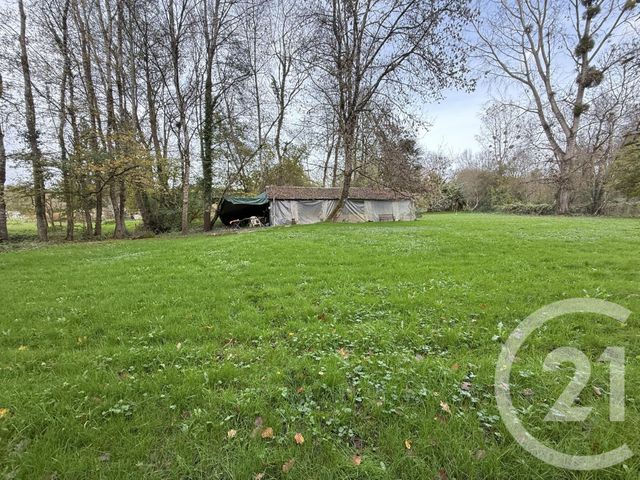 Maison à vendre - 7 pièces - 229,37 m2 - Grandjean - 17 - POITOU-CHARENTES