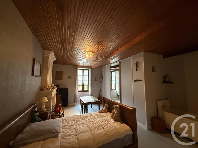 Maison à vendre - 7 pièces - 229,37 m2 - Grandjean - 17 - POITOU-CHARENTES