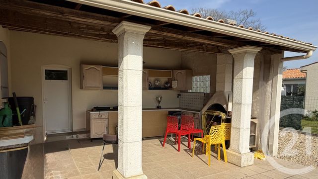 Maison &agrave; vendre - 4 pi&egrave;ces - 122,30 m2 - Meursac - 17 - POITOU-CHARENTES
