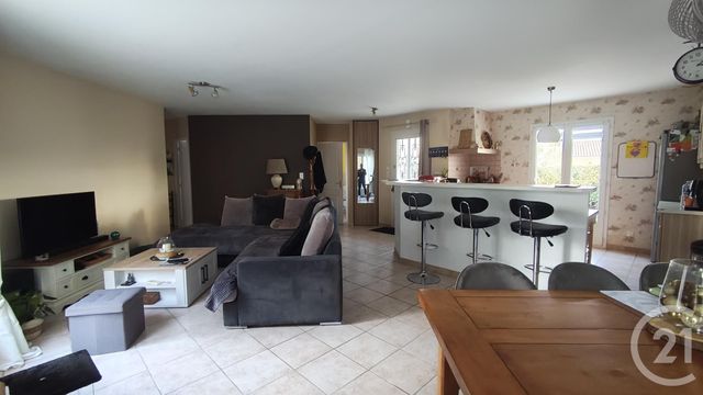 Maison à vendre - 4 pièces - 104,32 m2 - Varzay - 17 - POITOU-CHARENTES