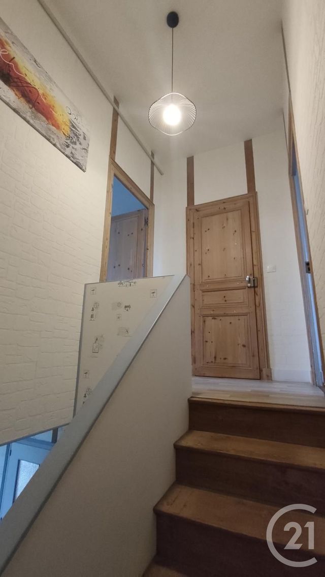 Maison &agrave; vendre - 4 pi&egrave;ces - 81,18 m2 - Saintes - 17 - POITOU-CHARENTES