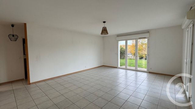 Maison &agrave; vendre - 3 pi&egrave;ces - 77,59 m2 - Fontcouverte - 17 - POITOU-CHARENTES