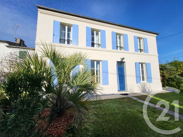 Maison &agrave; vendre - 5 pi&egrave;ces - 152 m2 - Saintes - 17 - POITOU-CHARENTES