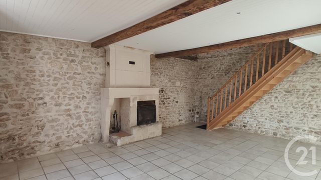 Maison &agrave; vendre - 5 pi&egrave;ces - 172,65 m2 - Varzay - 17 - POITOU-CHARENTES
